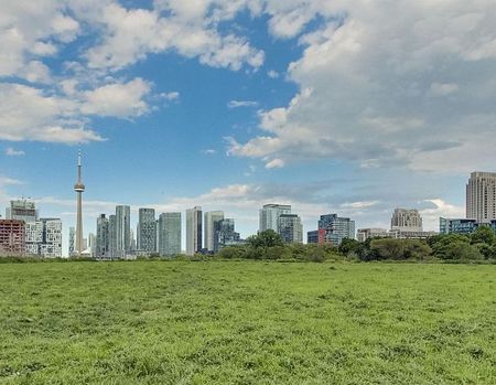 For Lease - 30 Ordnance Street Unit# TH108, Toronto, Ontario - Photo 5