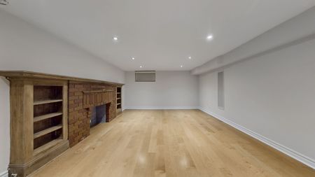 For Lease - 139 Hillhurst Boulevard, Toronto, Ontario - Photo 2