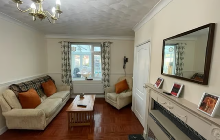 4 bedroom terraced house to rent - Photo 3