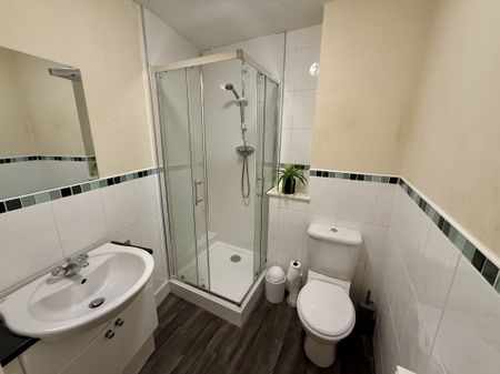 Victoria Road 76B, DD1 2NY, Dundee - Photo 3