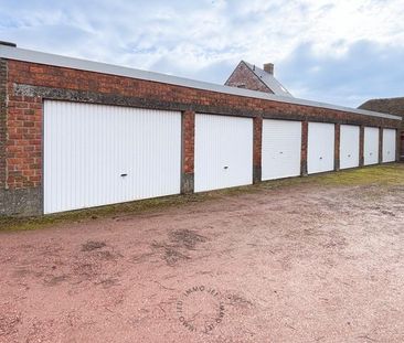 Gezellige woning met 2 slaapkamers, tuin en garage - Photo 2