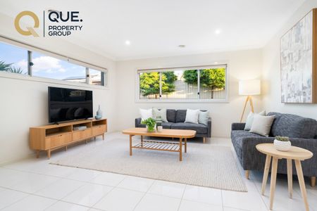 3 Bedroom Home - Whitebox Rise - Photo 2