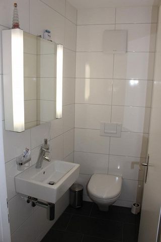 Moderne 4.5-ZW à 99 m² mit Gartensitzplatz - Foto 2