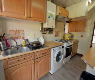 3 bedroom House in Mayville Road, Leeds - Photo 1