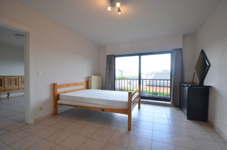 Te huur: Serviceflat - Photo 3