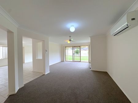 Stunning Family Home Nestled in Medowie - Photo 3