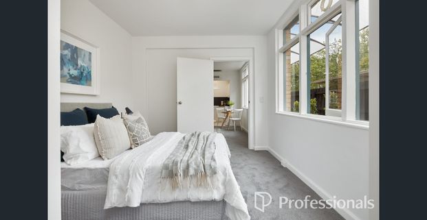 VENICE IN THE HEART OF ELWOOD - Photo 1