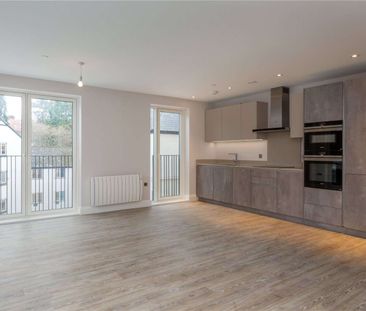 Contemporary two bedroom apartment in a modern development at the e... - Photo 5