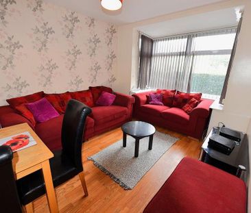 5 bedroom flat to rent - Photo 1