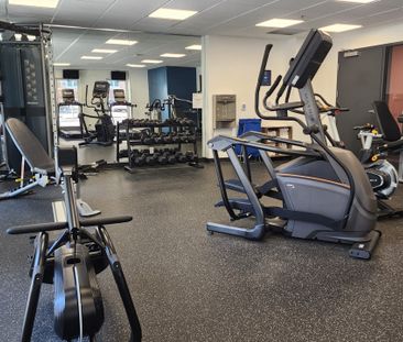 Tudor Apartments - Photo 4