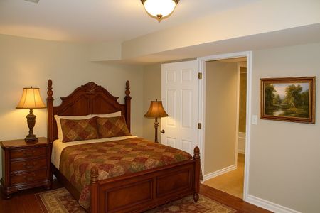 For Lease - 147 Jordanray Boulevard, Newmarket, Ontario - Photo 3