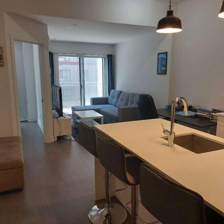 Bel appartement 3½, meublé à louer (1600$/mois) - Photo 4