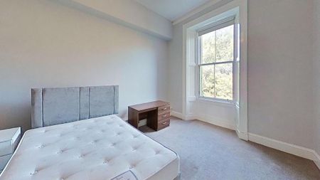 5 bedroom flat to rent - Photo 5