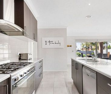 Very Neat Family Home In Ellavale Estate - Photo 1