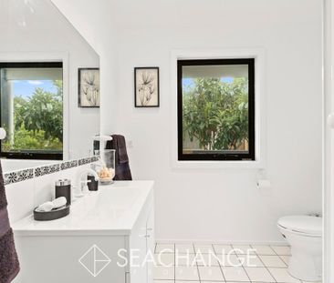 Comfortable Coastal Living on Ninth Avenue - Photo 6