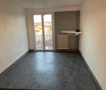 Location Appartement 3 pièces 58m² - Photo 4