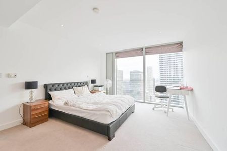 The Landmark East Tower, 24 Marsh Wall, Canary Wharf, London, E14 - Photo 4