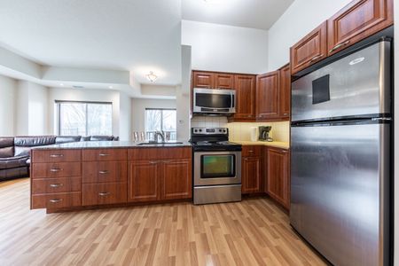 For Lease - 60 Fairfax Crescent Unit# 109, Toronto, Ontario - Photo 5