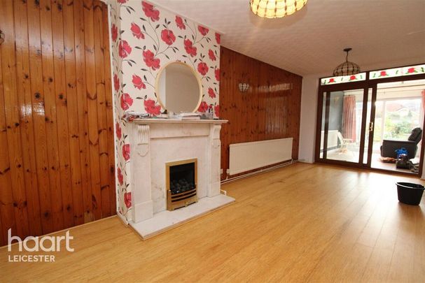 3 bedroom semi-detached house to rent - Photo 1