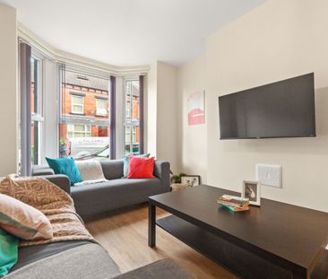 24 Hessle Mount, Hyde Park, Leeds, LS6 1EP - Photo 1