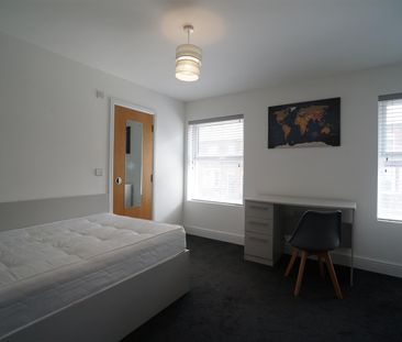 94 Caernarfon Road - Photo 6