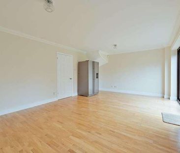 Tudor Manor Gardens, Wd, Watford, WD25 - Photo 1