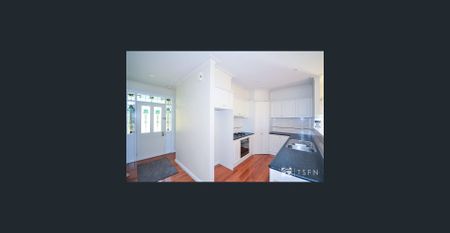 Townhouse short walk to town - Photo 4