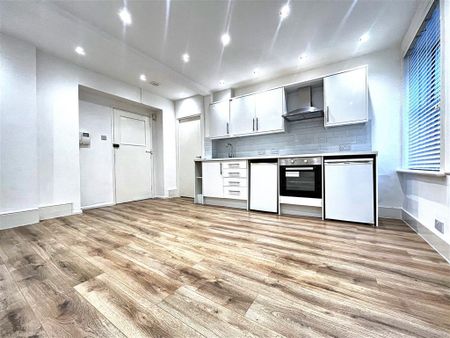 Marine Parade, WORTHING - Photo 4