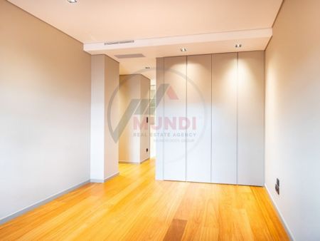 3 bedroom luxury Apartment for rent in Avenida Brasil (Foz do Douro), Porto, Distrito do Porto - Photo 2