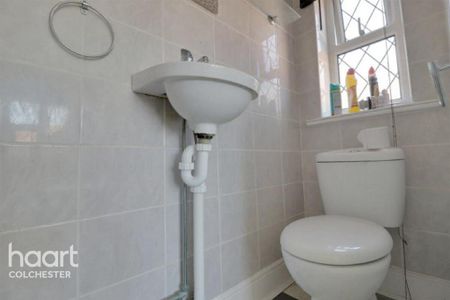 1 bedroom in a house share to rent - Photo 3