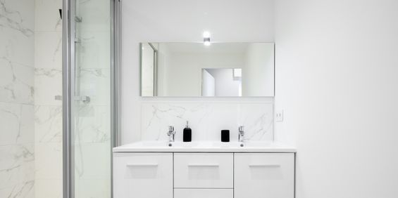 LIBERATION NA Roommate 4 Bedrooms at Le Bouscat - Photo 3