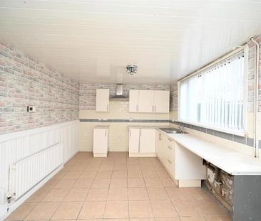 91 Knockleigh Drive, Carrickfergus, Greenisland, BT38 8UY - Photo 5