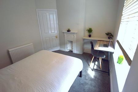 Welton Place, - Photo 5