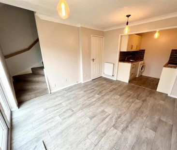 1 bedroom semi-detached house to rent - Photo 1