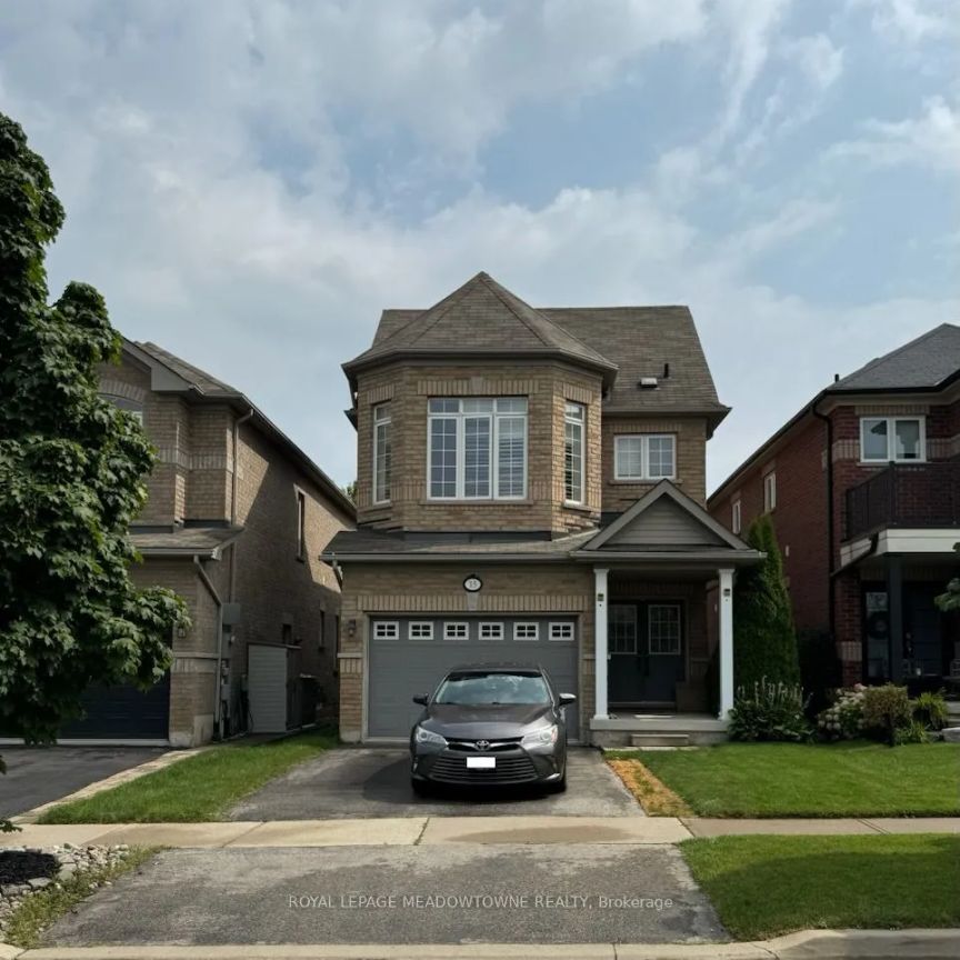 Detached Home For Lease | W9237250 - Photo 1