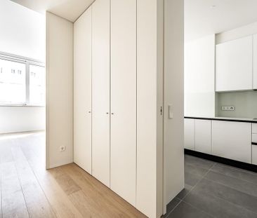 1 Bedroom Apartment with swimming pool, Campo Grande, Lisboa - Photo 3