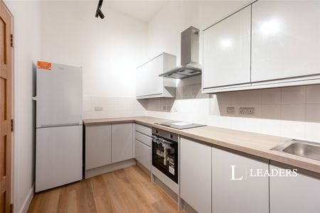 1 bedroom duplex to rent Commercial Road, Portsmouth, Hampshire, PO1 - Photo 5