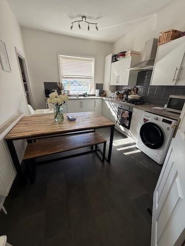 3 bedroom maisonette to rent - Photo 5