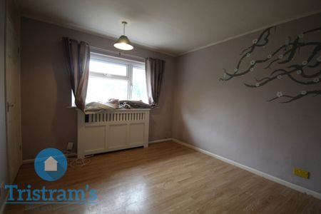 3 bed Mid Terraced House for Rent - Photo 4