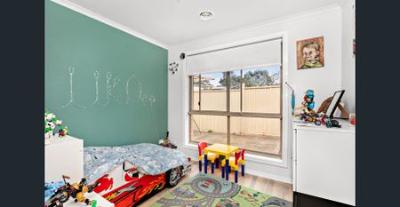 Nestled in a sought-after pocket of Delahey - Photo 2