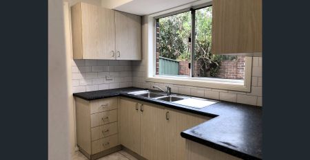 Large and tidy townhouse - Photo 3