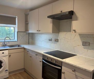 Wethered Road Marlow SL7 3EA - Photo 4