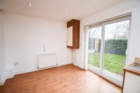 Oakwood Park, CH43 7RU, Prenton - Photo 4