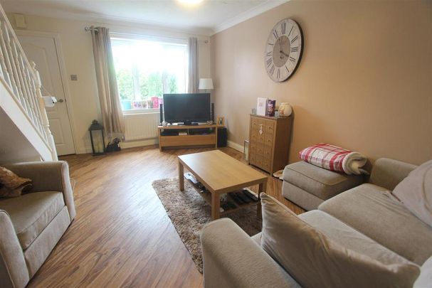 2 bedroom semi-detached house to rent - Photo 1