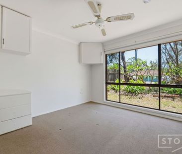 LOVELY FAMILY HOME - Photo 3