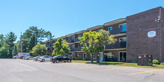 Village Green Apartments - Photo 3