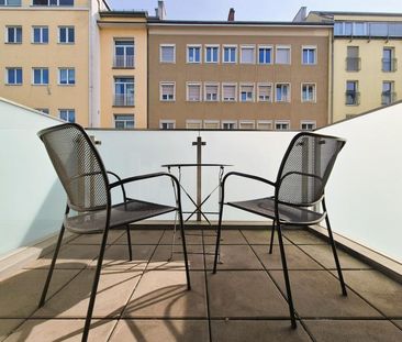 Palais Bismarck! Sonnige 4-Zimmer-Wohnung mit Balkon, 80 m² WNFL, K... - Foto 1