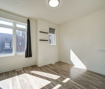 For Lease - 370 Red Maple Road Unit# 83, Richmond Hill, Ontario - Photo 2