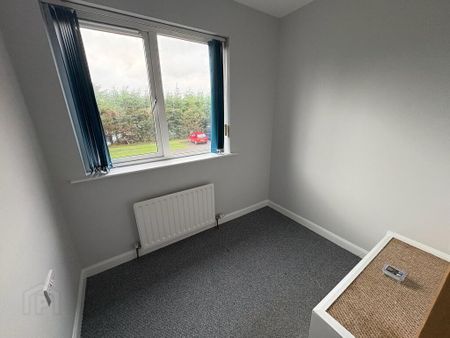 5 Beechgrove, Carrickfergus, BT38 8LQ - Photo 4