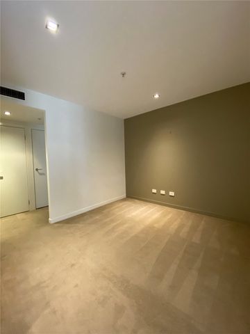 616/100 Harbour Esplanade - Photo 2